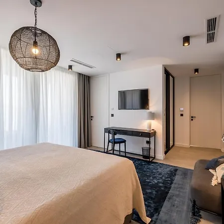 Вилла Luxe By The Sea-epic View Pool Слатине