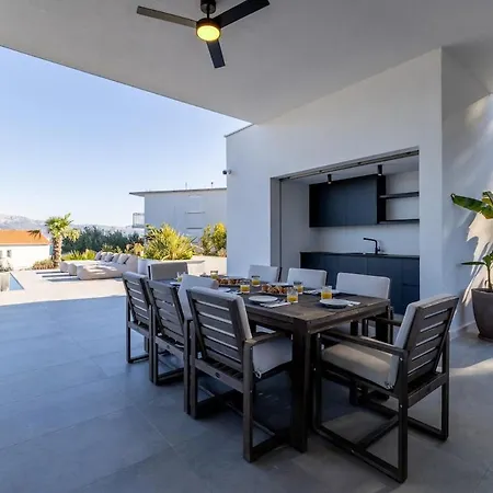 Luxe By The Sea-epic View Pool Villa