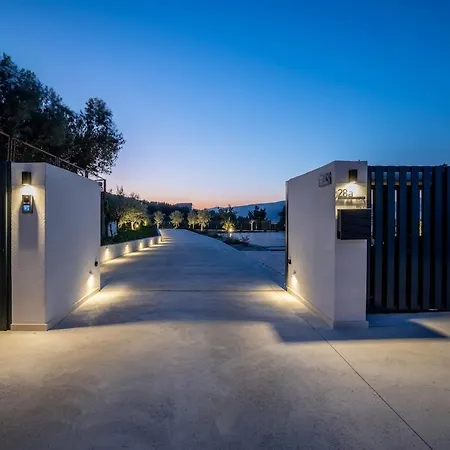 Luxe By The Sea-epic View Pool